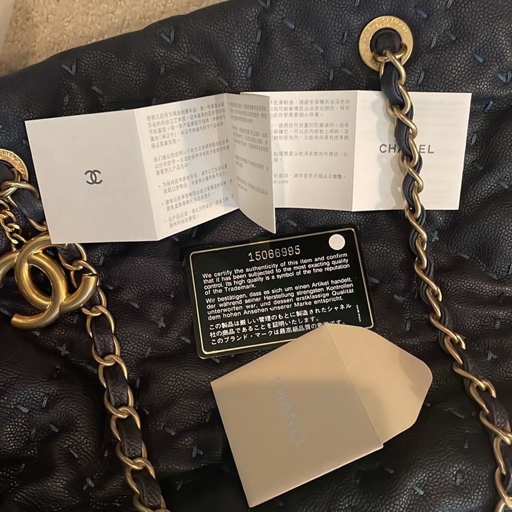 Chanel Caviar Navy Blue & Gold Hardware Stitch Tote Handbag - Picture 14 of 16